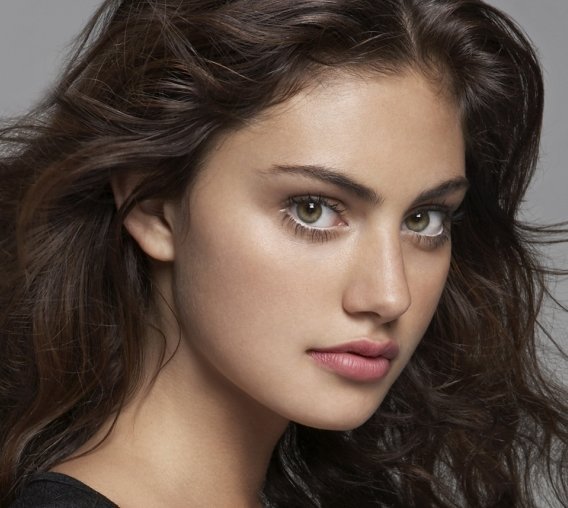 phoebe-tonkin - vedete