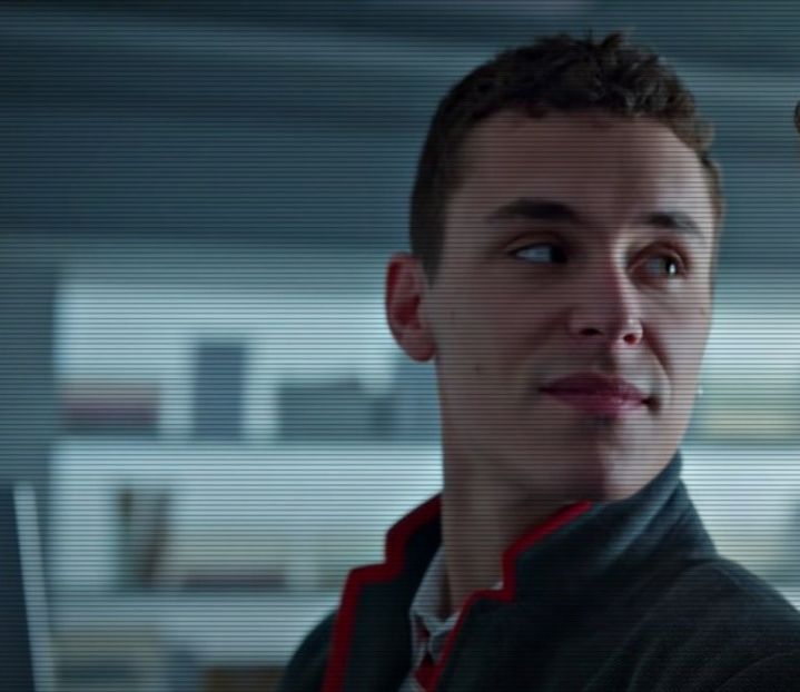 ☼.:｡☽; ‘Ne vedem.’ Și se îndepărtă de ei; și cu cât se îndepărta, își simțea pieptul - Tokyo the 9th place to disembark