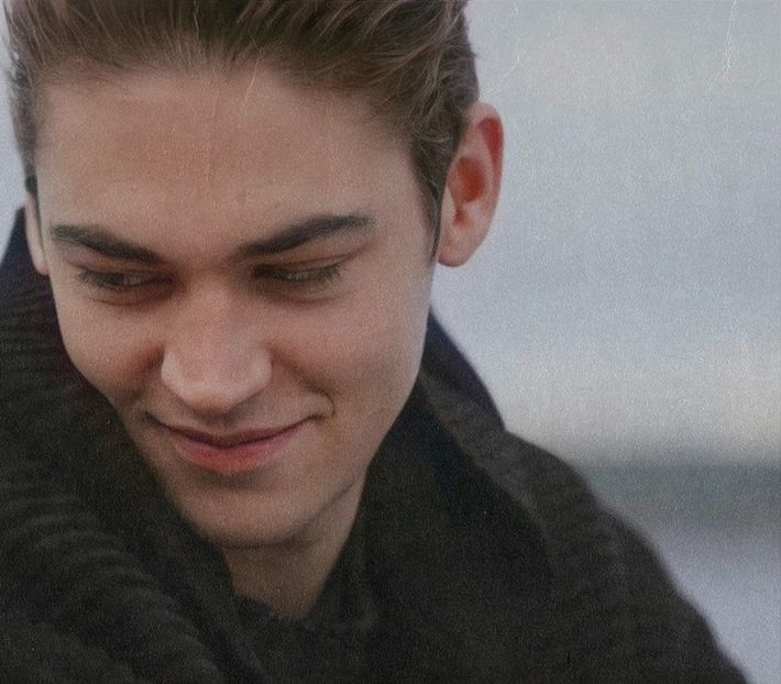 থৣĦғᴛ؟ℬᵉ̶̶ᵃ̶̶ᵘ̶̶ℛᵉ̶ᵍ̶ᵃ̶ʳ̶ᵈ͠ ༈٫  întrece pe al tău.” Într-un genunchi scindat de șezlong, ridică apoi - Tokyo the 9th place to disembark