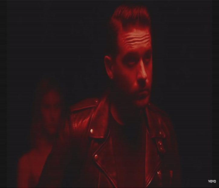 ̷͡︽.　· Poposi imobil câteva fracțiuni de secundă, privindu-l, contemplându-i cuvintele; într-un - Tokyo the 9th place to disembark