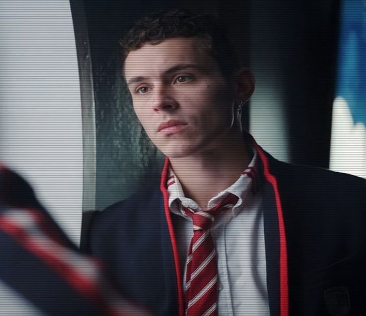 ☼.:｡☽; îi dezvălui plicul la acea lumină palidă, muribundă. ‘Ce înseamnă asta, Lucy?’ - Tokyo the 9th place to disembark