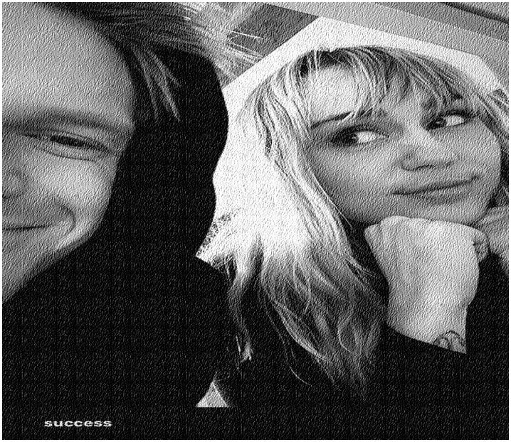 ࿐ೀ❁.; da cnnn :* daaaaaa <3 uite cand ti am furat iubitu,, crd ca ma culc :-j - Episodul 4