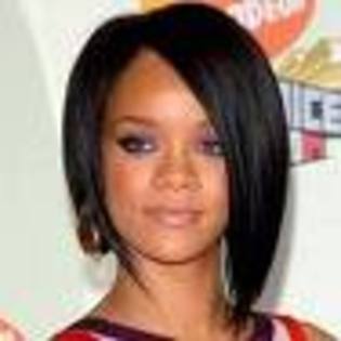 rihanna cantereata grozava (1) - rihanna