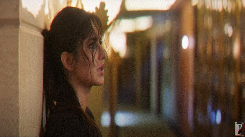 ɢʟɪᴍᴍᴇʀɪɴɢᴄʜᴀᴍᴘᴀɢɴᴇᴍᴀɢ ɢᴏᴛ ᴛᴇʀᴀ ɴᴏᴏʀ - Rain is just confetti from the sky