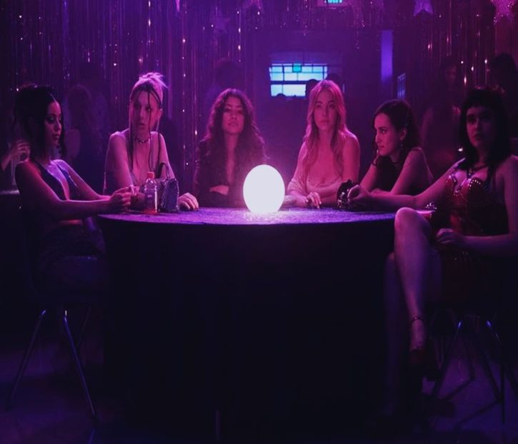 .: ̗̀➛　　　｡Maktub got t͎h͎i͎s͎ picture ࿐ ˊˎ- - pick up and roll the dice