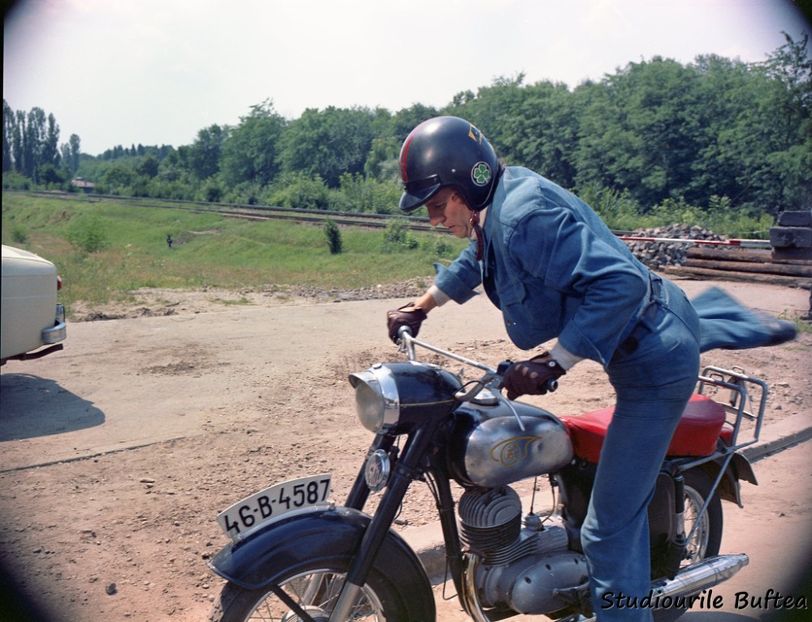 Cercul Magic - Cercul Magic 1975