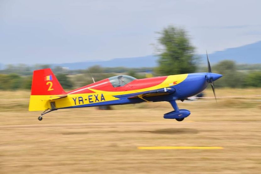  - Spectacol aviatic la Stănești