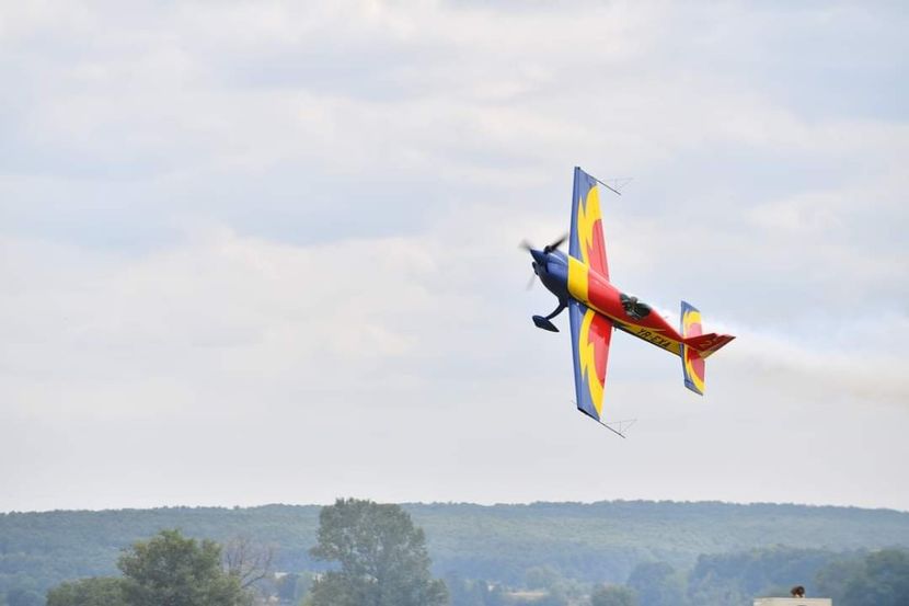  - Spectacol aviatic la Stănești