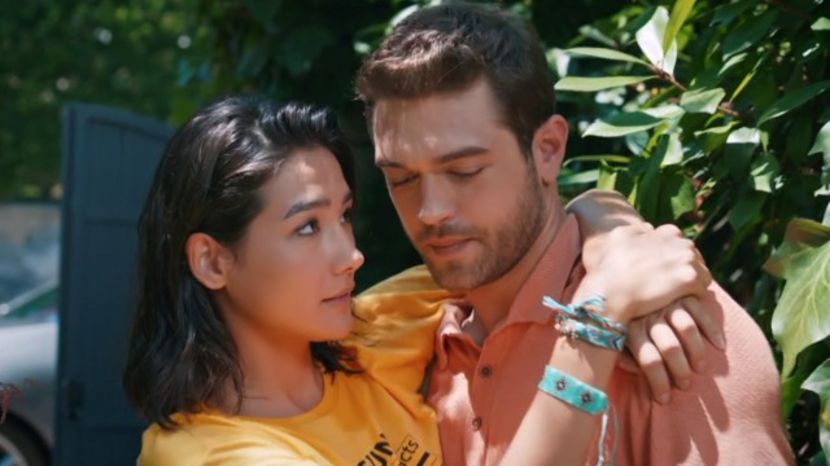 Selin ve Demir - Her yerde sen