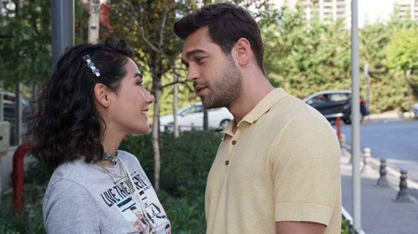 Selin ve Demir - Her yerde sen