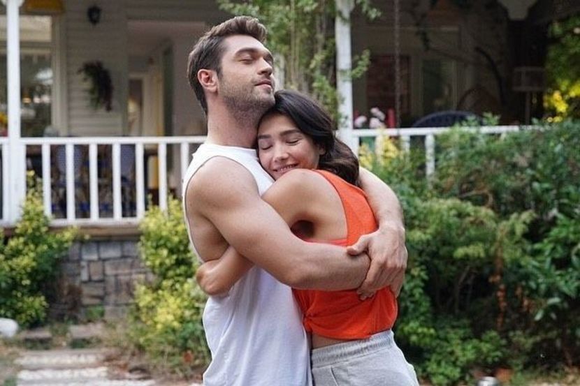Selin ve Demir - Her yerde sen