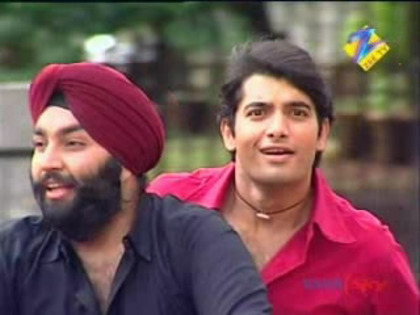 amar si un barbos... - Sharad Malhotra