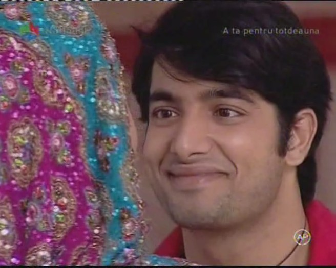 Amar zambeste pt k sa casatorit cu Divya - Sharad Malhotra