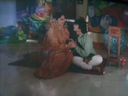 Sagar plange dupa Vidya - Sharad Malhotra