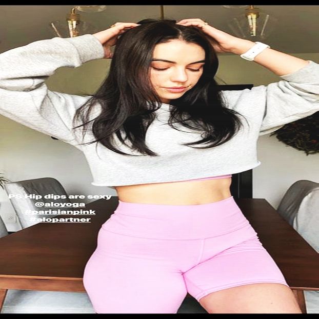 ━ se întinde după bagajele ei și ale lui Manon. Se apropie de supraveghetoarea cu personalitate - 01 make my plans with u my love