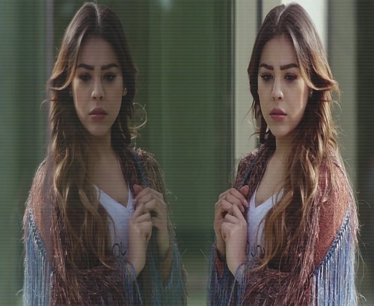 — să slăbești în această tabără mai mult decât ți-ai fi dorit vreodată!" glumește șatena cu Esther. - 01 make my plans with u my love