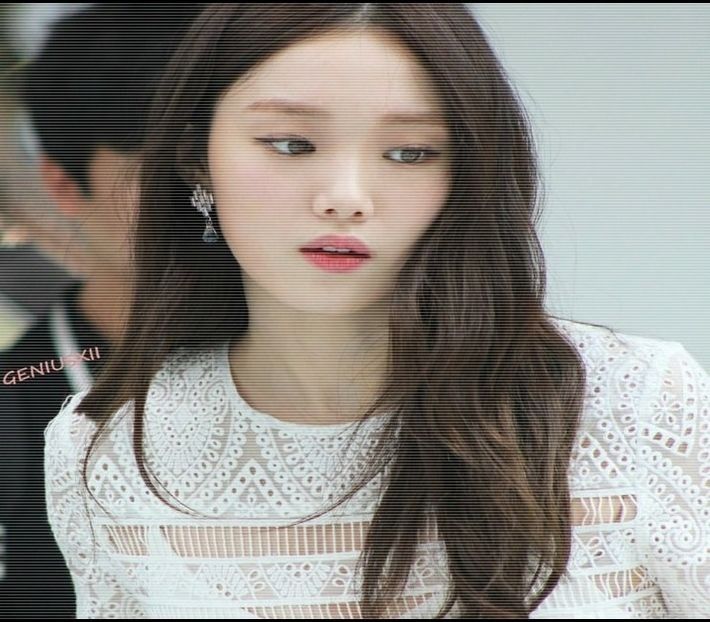 ─ "Păi, presupun că toată acțiunea din tabăra asta se va întâmpla de după masă spre seară, nu? Am cu - 01 make my plans with u my love