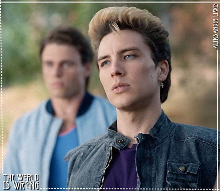 ✧  ridică ușor din umeri nedumerit. ❛ poate ne vor pune program matinal..? nu am mai - 01 make my plans with u my love