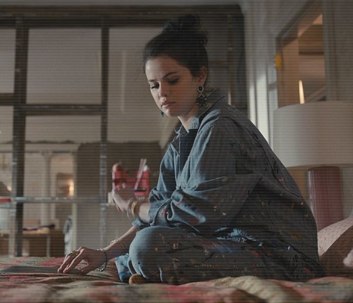 — astfel, îşi apleacă treptat corpul. Pentru moment priveşte consola dintre mâinile acestuia, - 01 make my plans with u my love