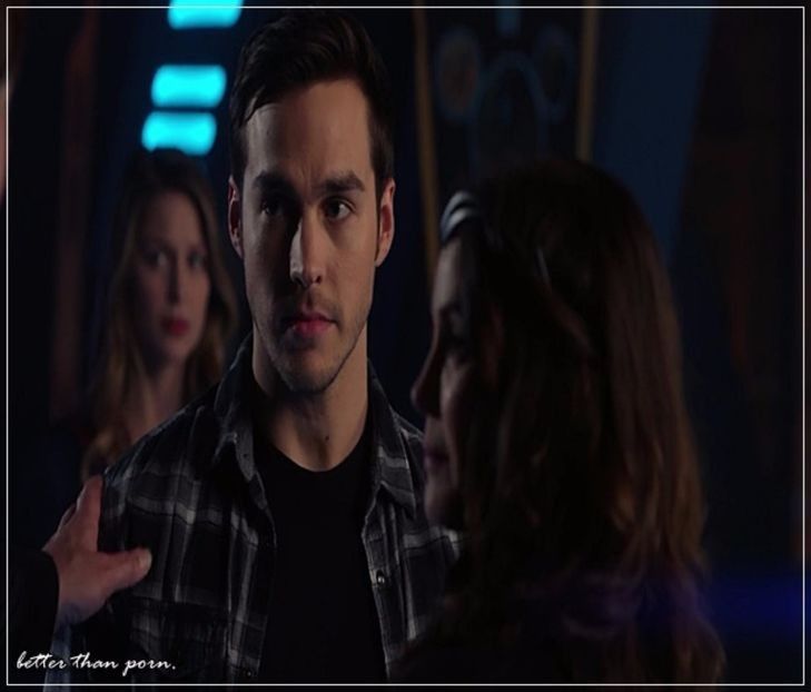 și care îi explica regulile taberei ridicând diverse atenționări nefiind un secret că el era - 01 make my plans with u my love