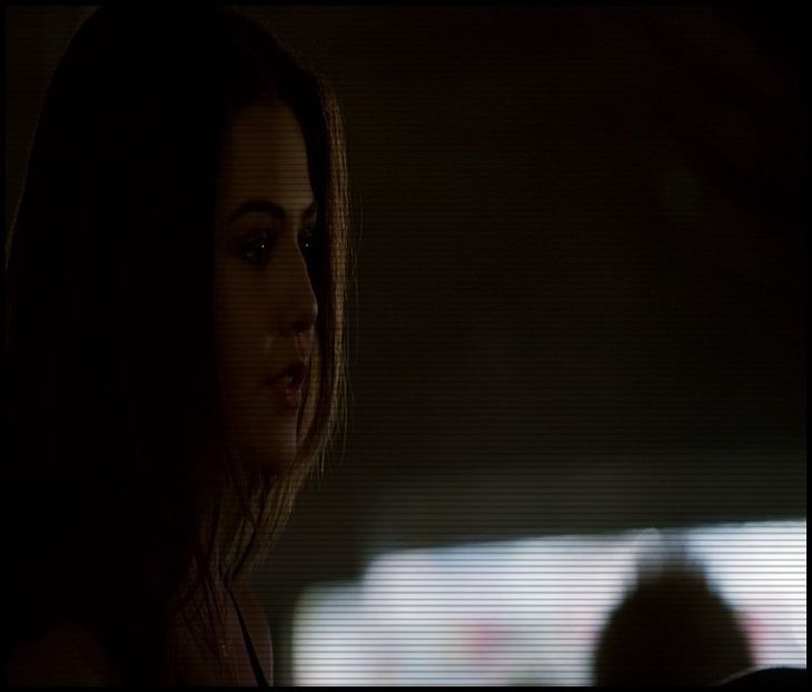 — Luminile care se oglindeau în apă lină a lacului o determinaseră să se oprească din - 01 make my plans with u my love