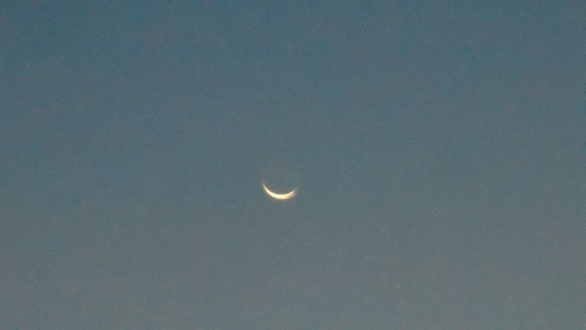 Luna in scadere in Leu, la rasarit - Luna - Soarele si norii - 2