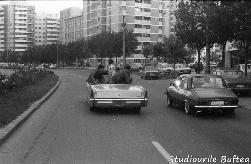 Mult Mai De Pret E Iubirea - Mult Mai De Pret E Iubirea 1982