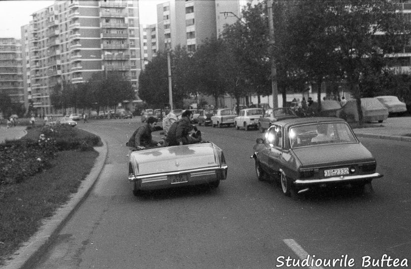 Mult Mai De Pret E Iubirea - Mult Mai De Pret E Iubirea 1982