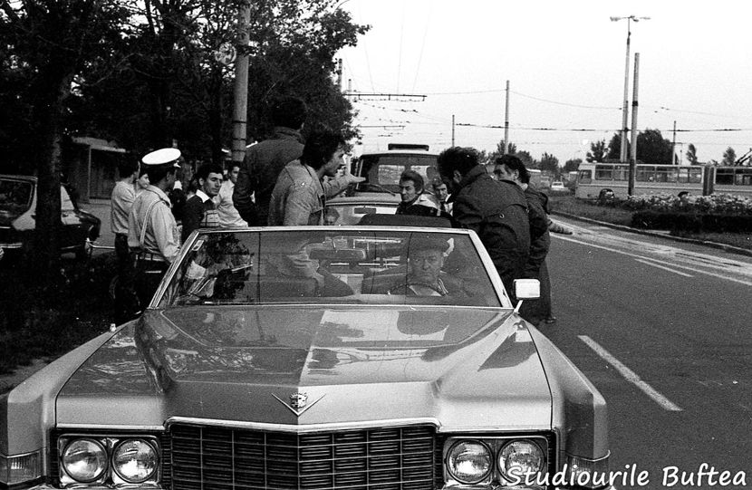 Mult Mai De Pret E Iubirea - Mult Mai De Pret E Iubirea 1982