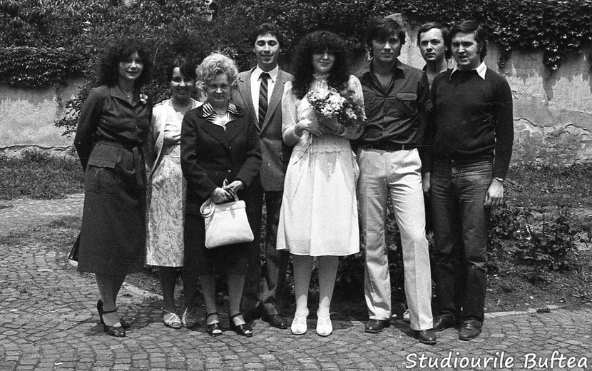 Mult Mai De Pret E Iubirea - Mult Mai De Pret E Iubirea 1982