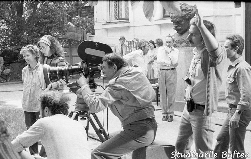 Mult Mai De Pret E Iubirea - Mult Mai De Pret E Iubirea 1982