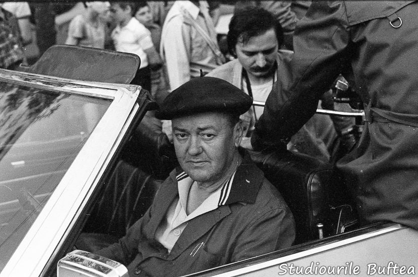 Mult Mai De Pret E Iubirea - Mult Mai De Pret E Iubirea 1982