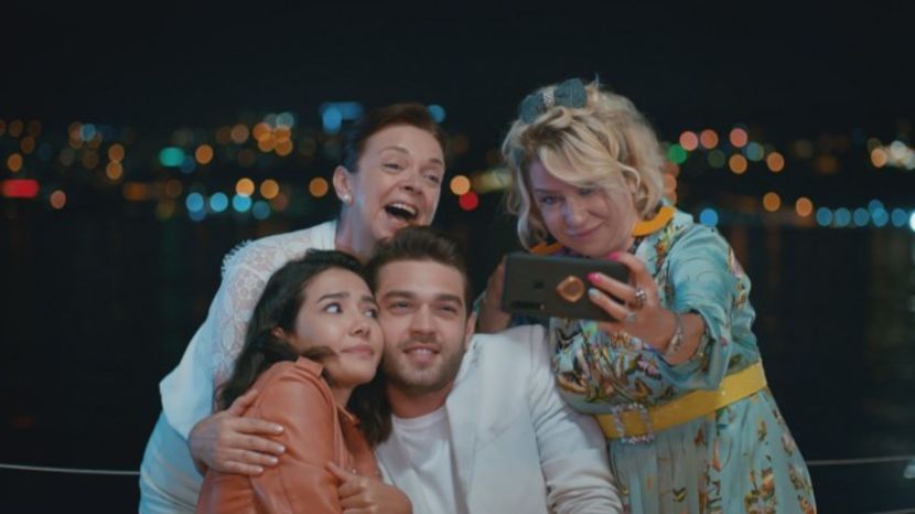 Selin, Demir, FIruze, Leyla - Her yerde sen