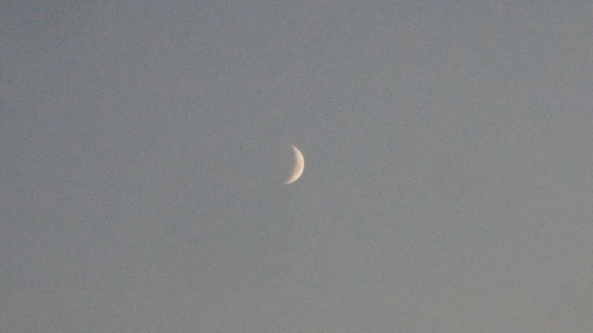 Luna in crestere in Scorpion - Luna - Soarele si norii - 2