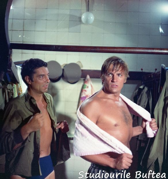 Parasutistii - Parasutistii 1972