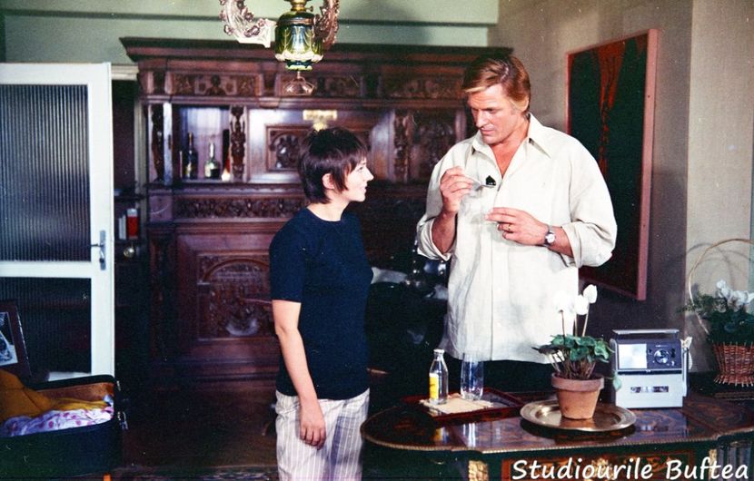 Parasutistii - Parasutistii 1972