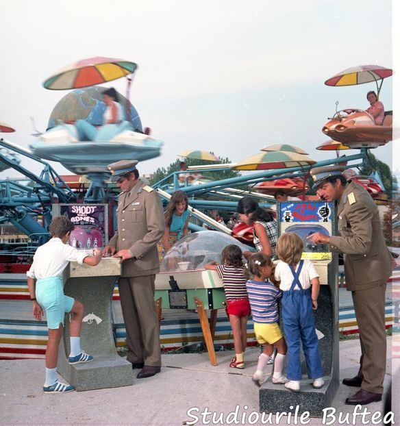 Parasutistii - Parasutistii 1972