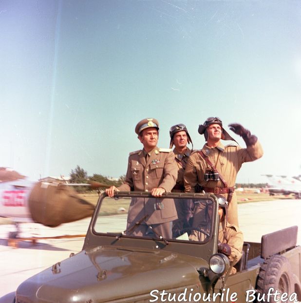 Parasutistii - Parasutistii 1972