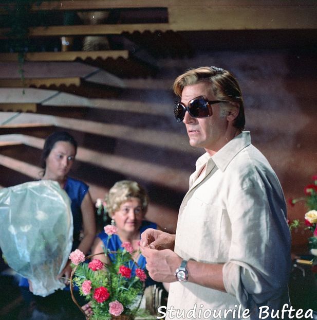 Parasutistii - Parasutistii 1972