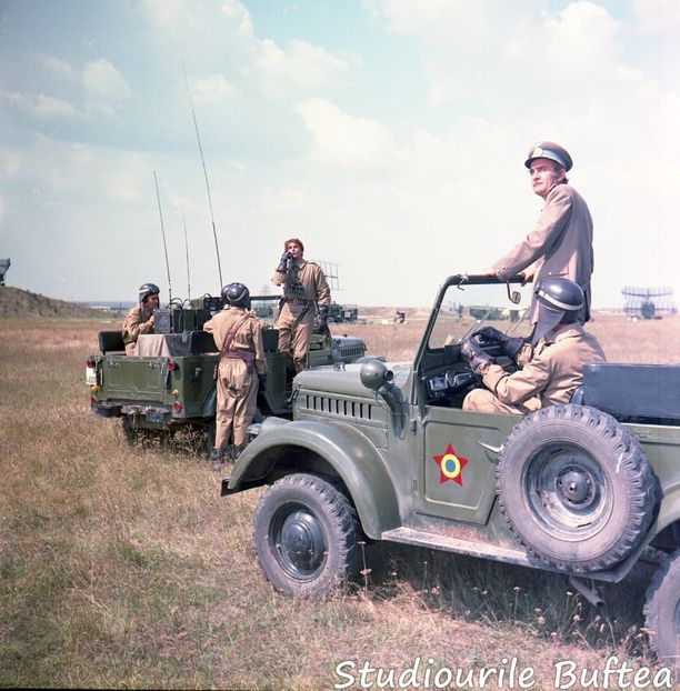 Parasutistii - Parasutistii 1972