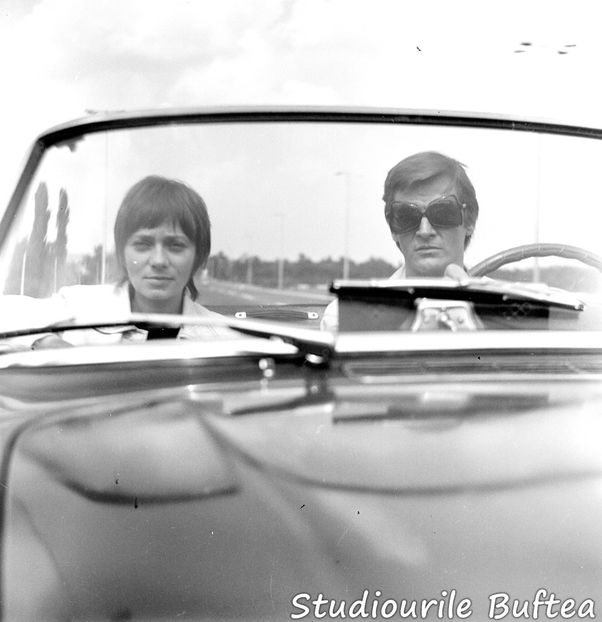 Parasutistii - Parasutistii 1972