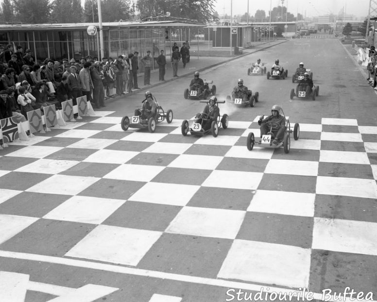 Tata De Duminica - Tata De Duminica 1975