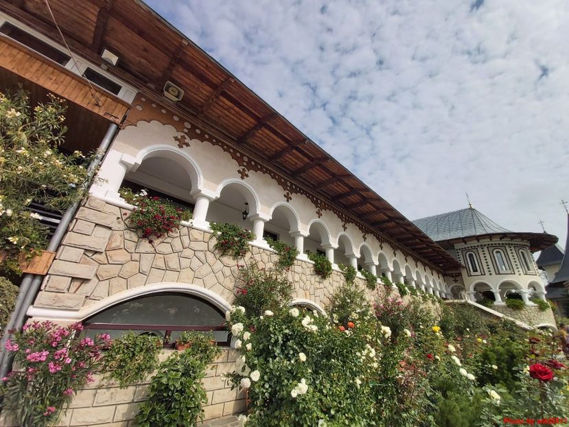  - 2021 Manastirea Camarzani- frumosul inbinat cu credinta