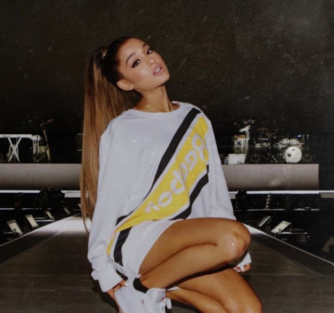 Pe bune vb. :)))) Mda și eu o să mă culc atunci... Și ce ești frumoasă și atunci xD - Episodul 4