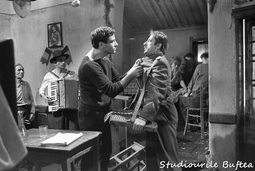 Dincolo De Bariera - Dincolo De Bariera 1965