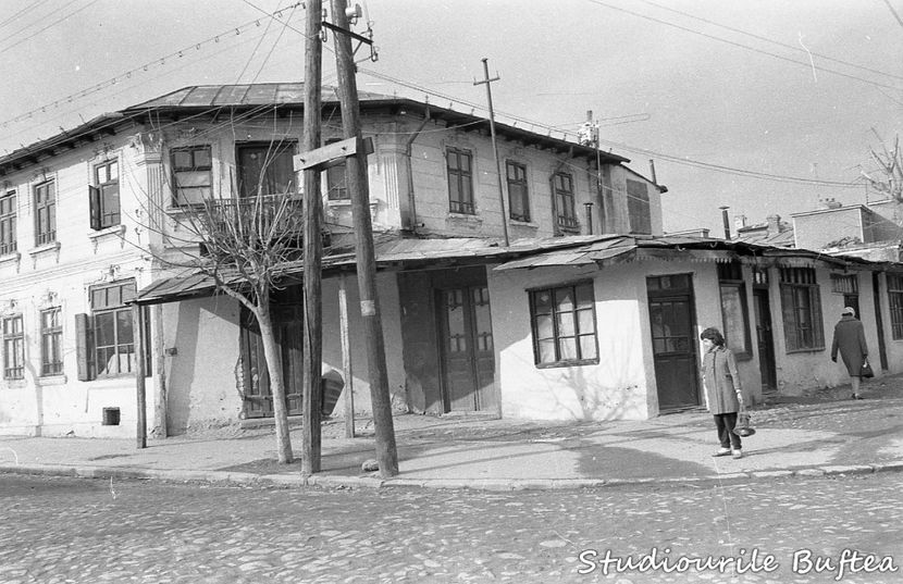 Dincolo De Bariera - Dincolo De Bariera 1965