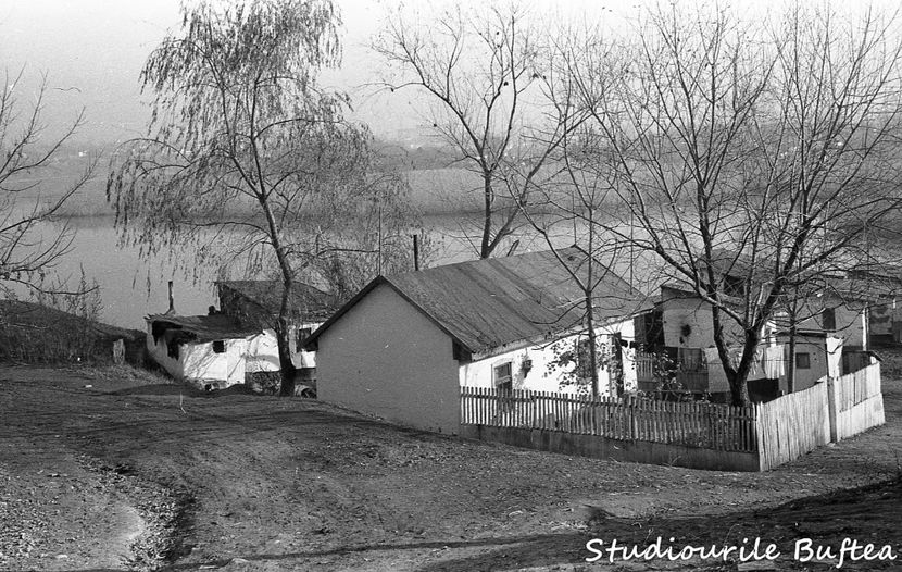 Dincolo De Bariera - Dincolo De Bariera 1965