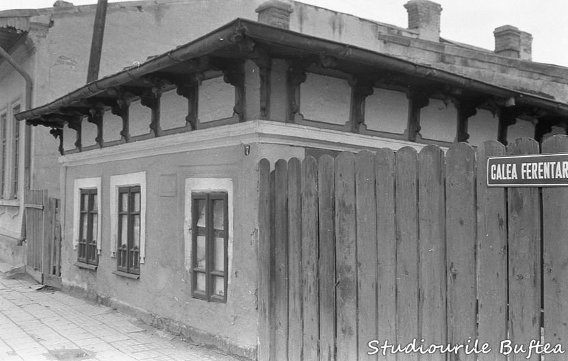 Dincolo De Bariera - Dincolo De Bariera 1965