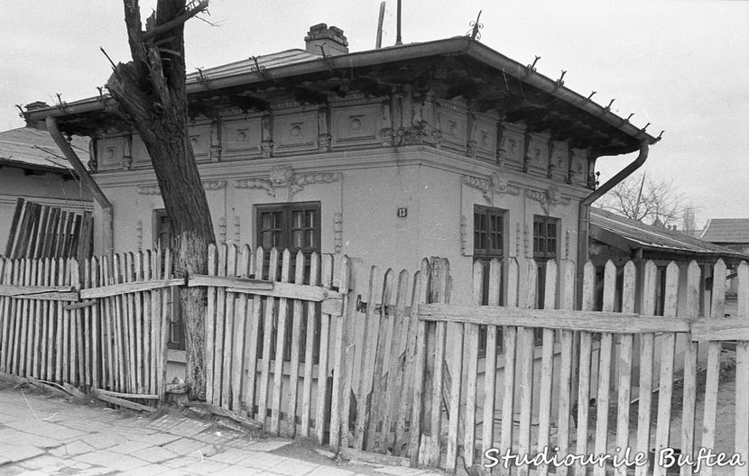 Dincolo De Bariera - Dincolo De Bariera 1965