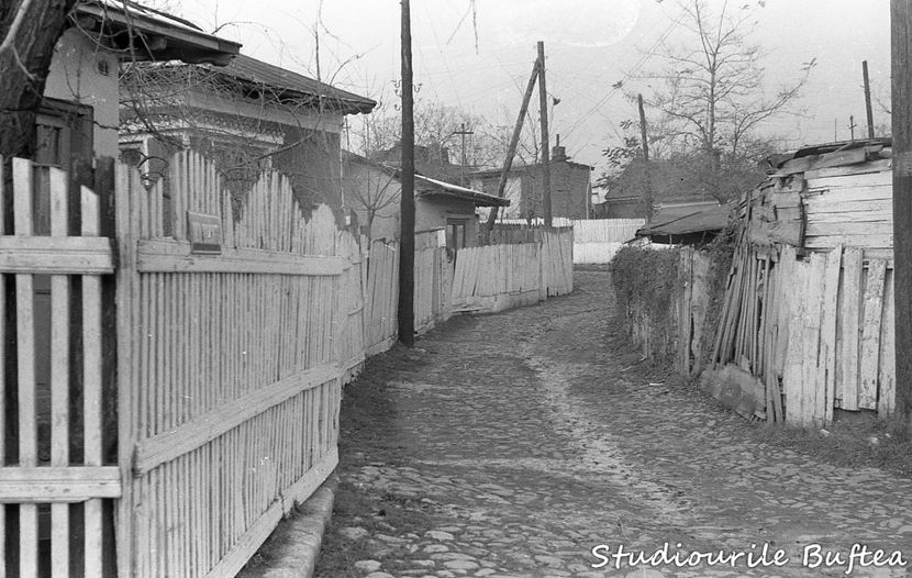 Dincolo De Bariera - Dincolo De Bariera 1965